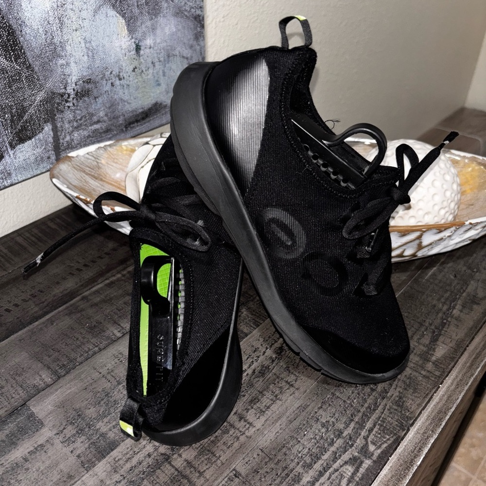 OOFOS OOmg Sport LS low recovery shoes SZ 9.5​
